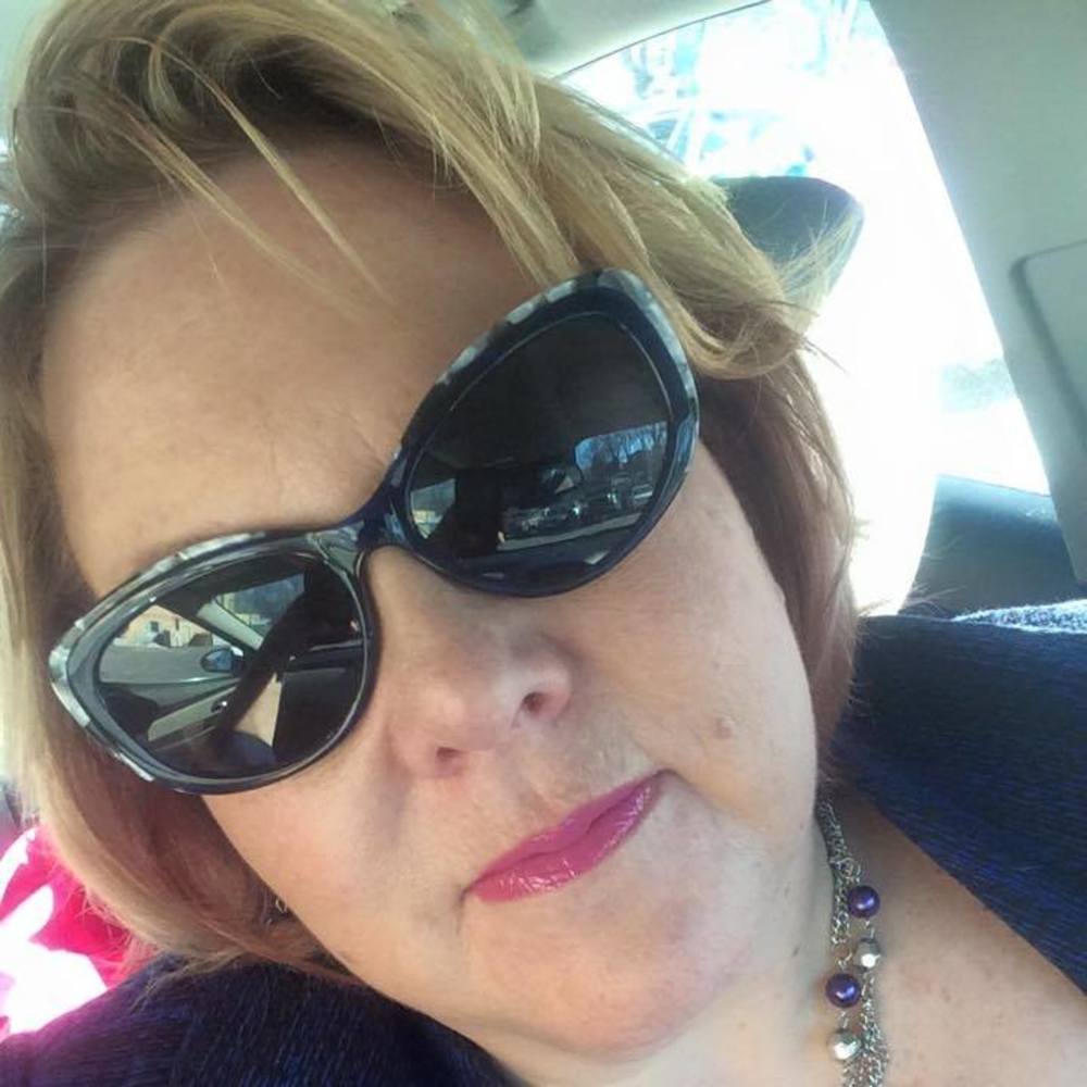 Meet your Posher, Sandy